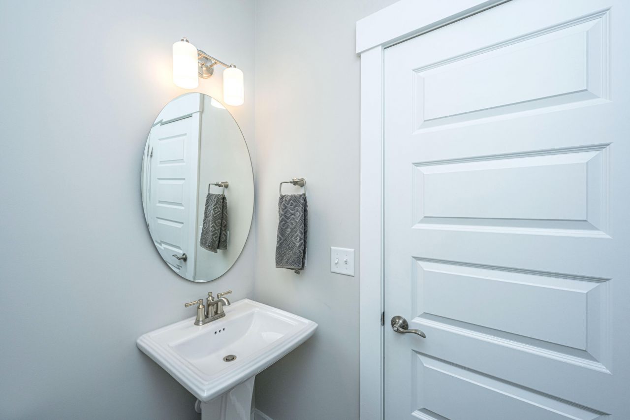 168 Clearblue Loop Photo 39