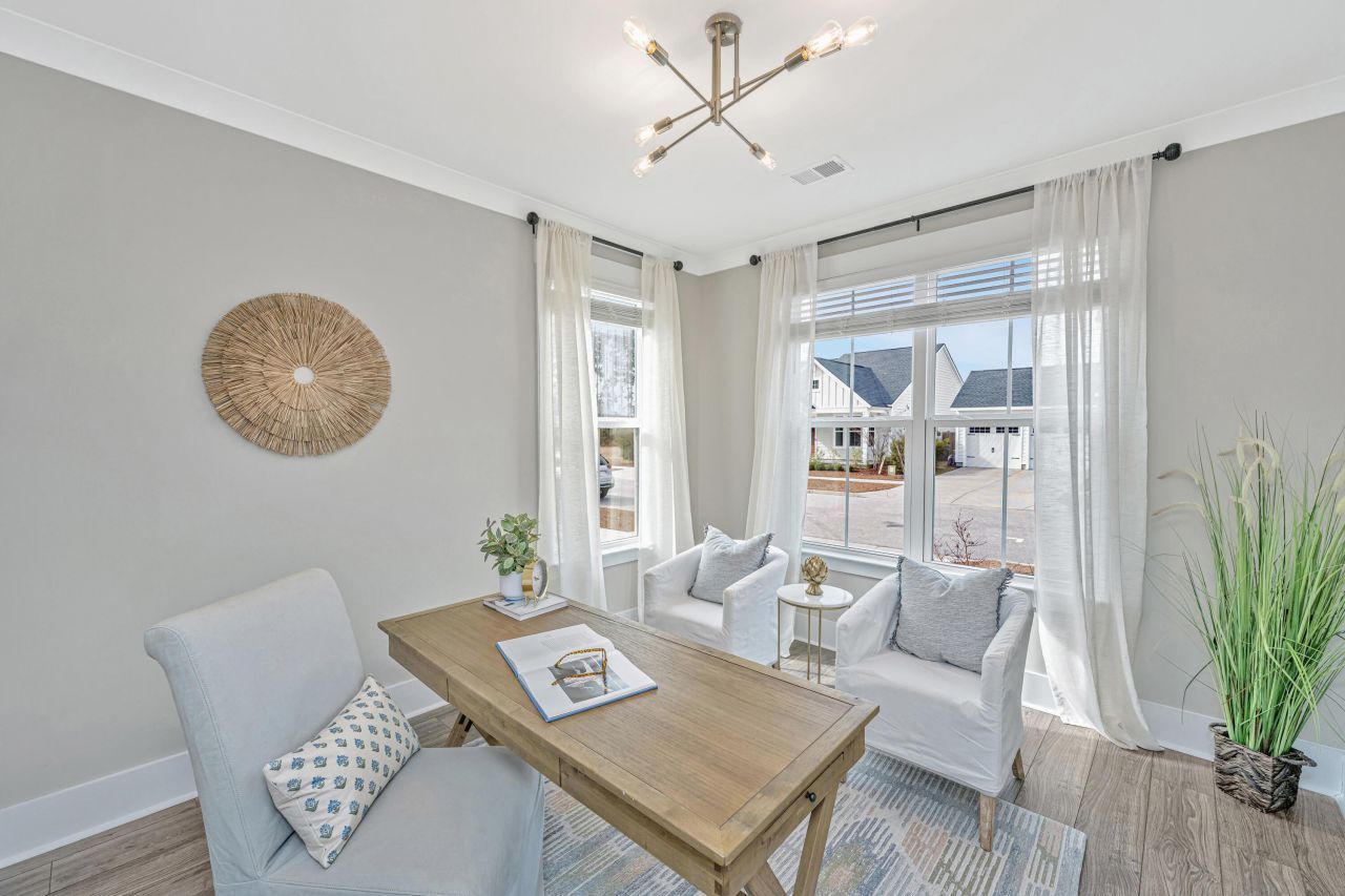 168 Clearblue Loop Photo 8