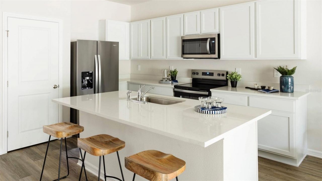 4080 Gold Dust Lane, Sarasota, FL 34243 Photo