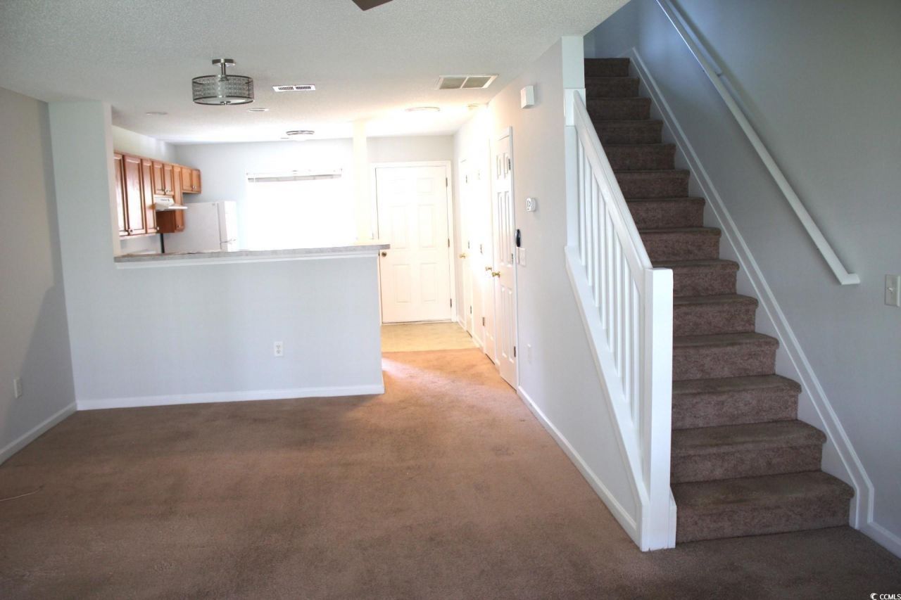 1256 Shoebridge Dr. Photo 5