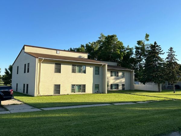 107 & 115 Brown Avenue , Lisbon, ND 58054