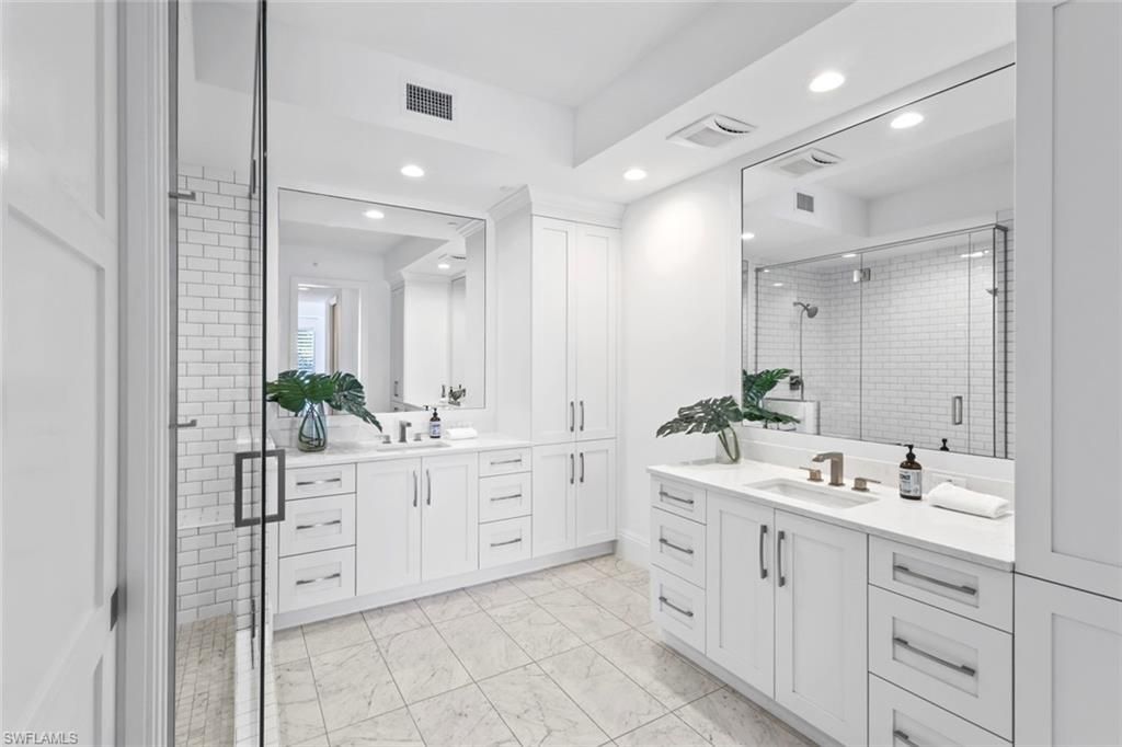 1135 3rd Ave S, Unit 302, Naples, FL 34102 Photo