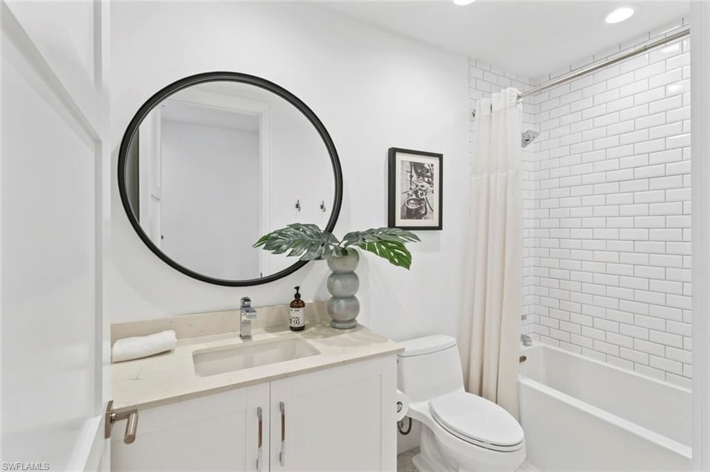 1135 3rd Ave S, Unit 302, Naples, FL 34102 Photo