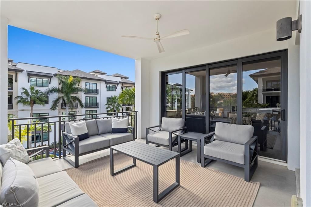 1135 3rd Ave S, Unit 302, Naples, FL 34102 Photo