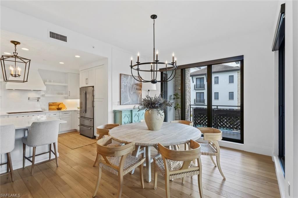 1135 3rd Ave S, Unit 302, Naples, FL 34102 Photo