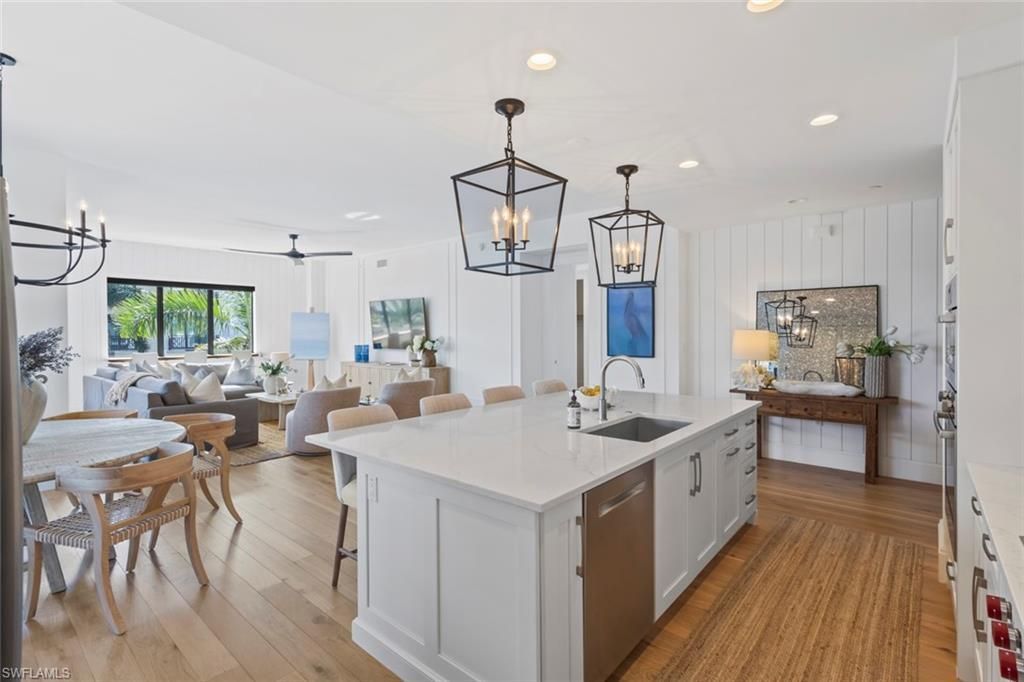 1135 3rd Ave S, Unit 302, Naples, FL 34102 Photo