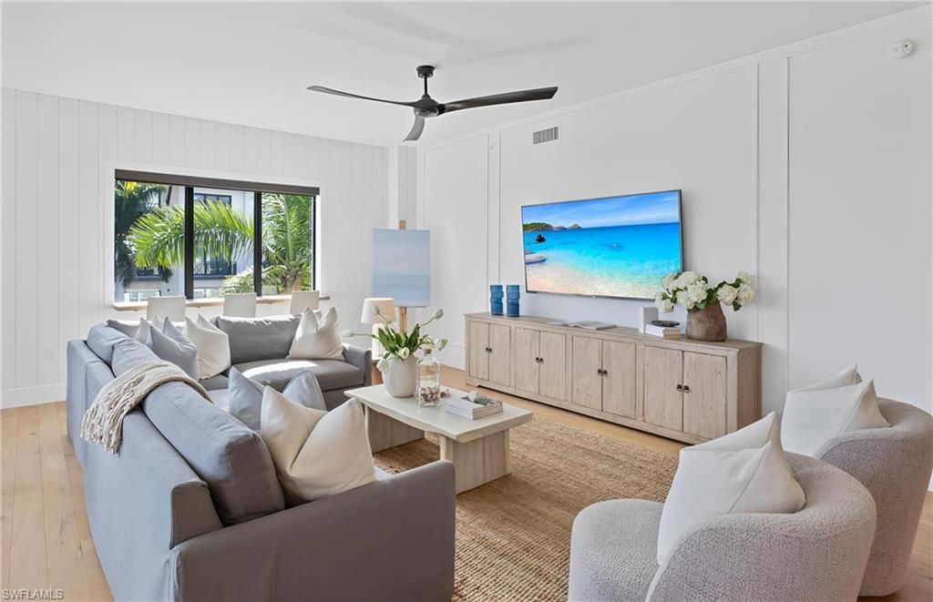 1135 3rd Ave S, Unit 302, Naples, FL 34102 Photo