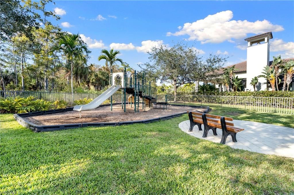 4698 Abaca Cir, Naples, FL 34119 Photo