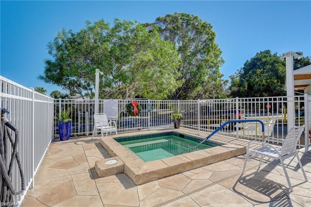 193 Carissa Ln, Unit 89, Naples, FL 34114 Photo