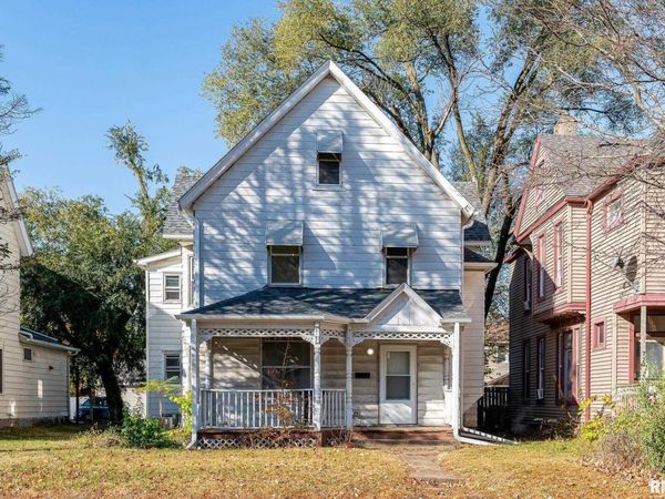 718 17TH Street, Rock Island, IL 61201