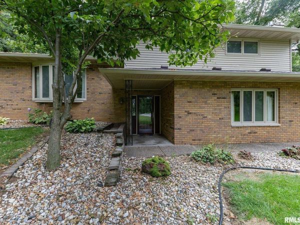 3309 VALLEY Drive, Geneseo, IL 61254