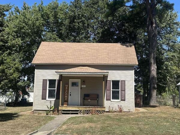 310 E ALMOND Street, Percy, IL 62272