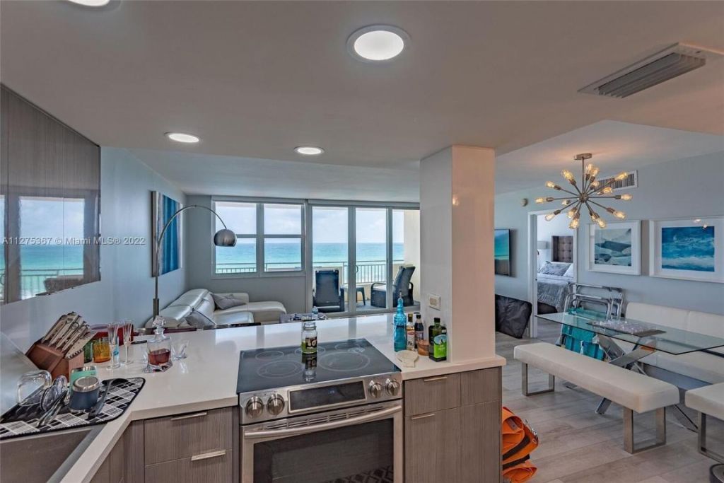 3180 S S Ocean Drive Hallandale Beach Drive, Unit 414, Hallandale Beach, FL 33009 Photo