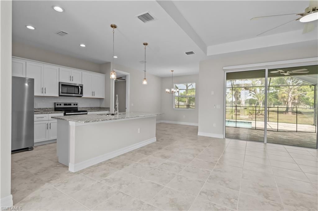2827 NW 14th Ter, Cape Coral, FL 33993 Photo