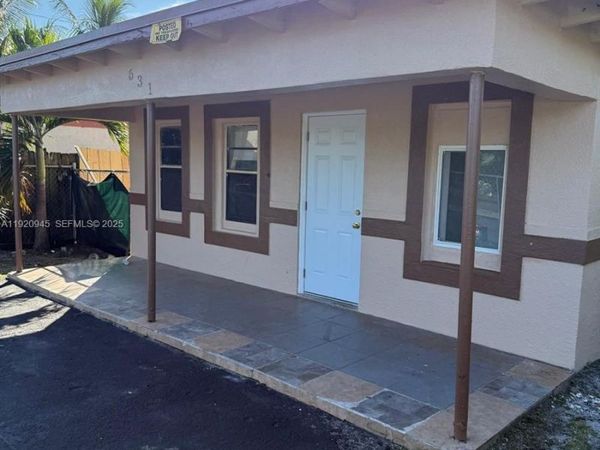631 NW 17th Ave, Fort Lauderdale, FL 33311