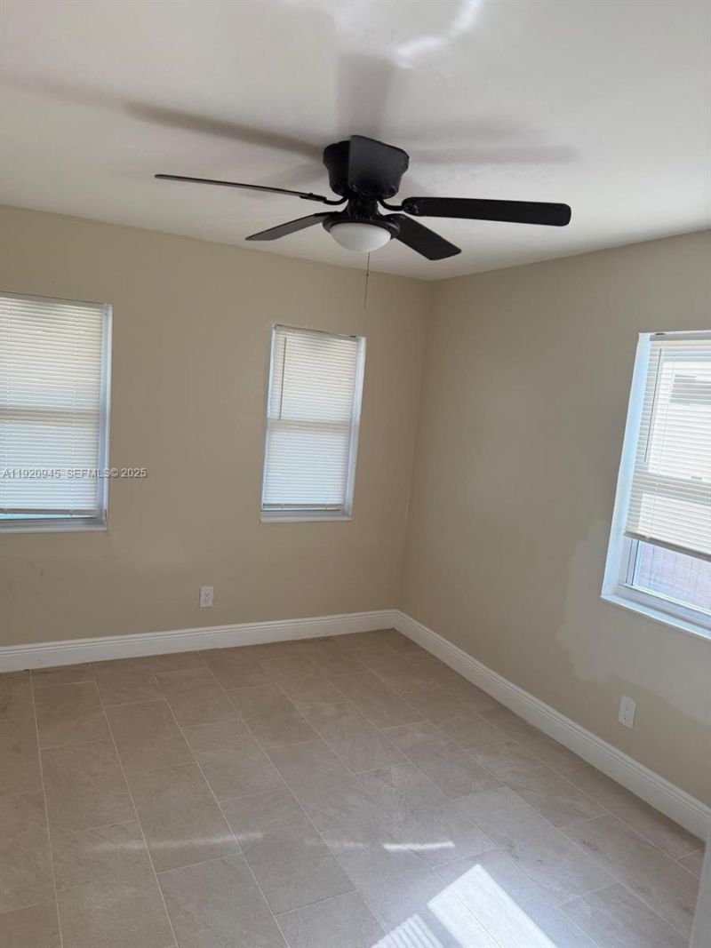 631 NW 17th Ave, Fort Lauderdale, FL 33311 Photo