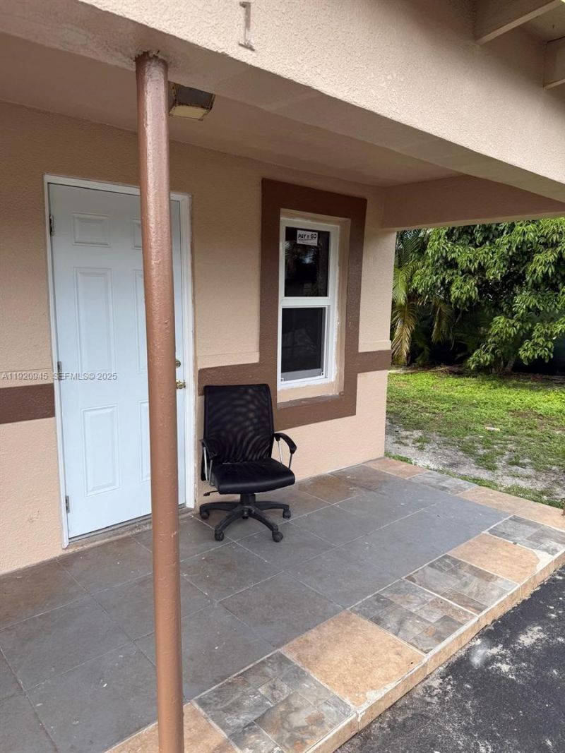 631 NW 17th Ave, Fort Lauderdale, FL 33311 Photo