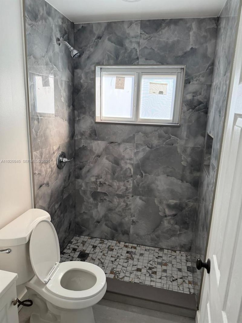 631 NW 17th Ave, Fort Lauderdale, FL 33311 Photo