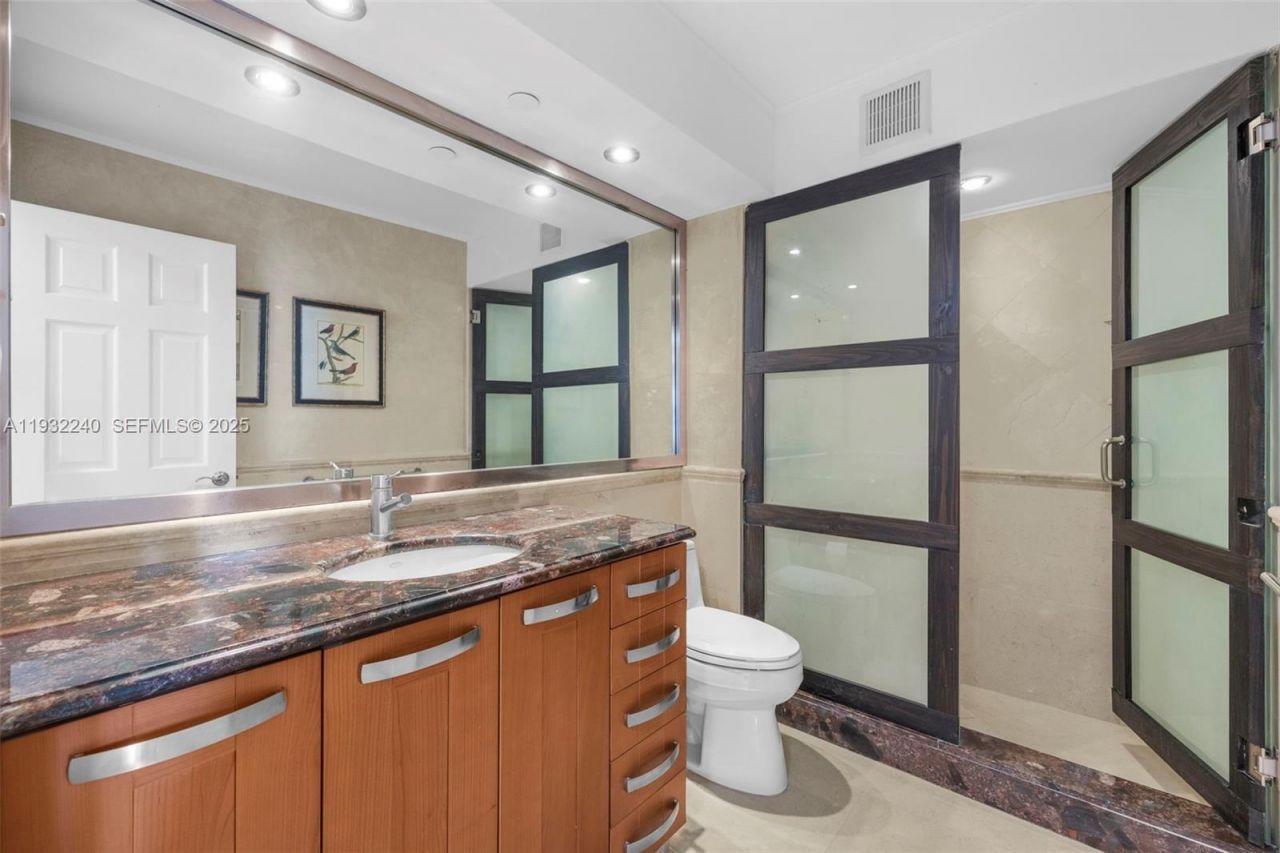 881 Ocean Dr, Unit 20A, Key Biscayne, FL 33149 Photo