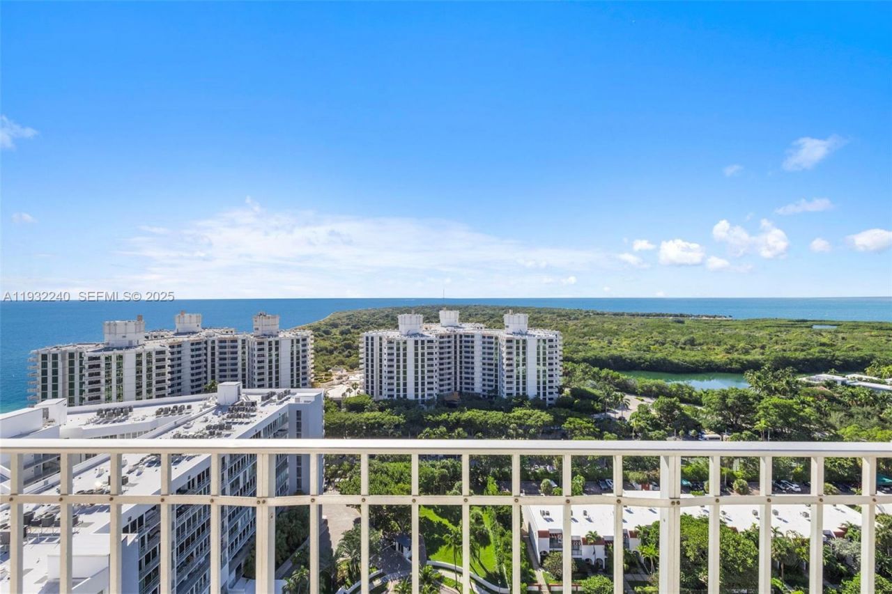 881 Ocean Dr, Unit 20A, Key Biscayne, FL 33149 Photo