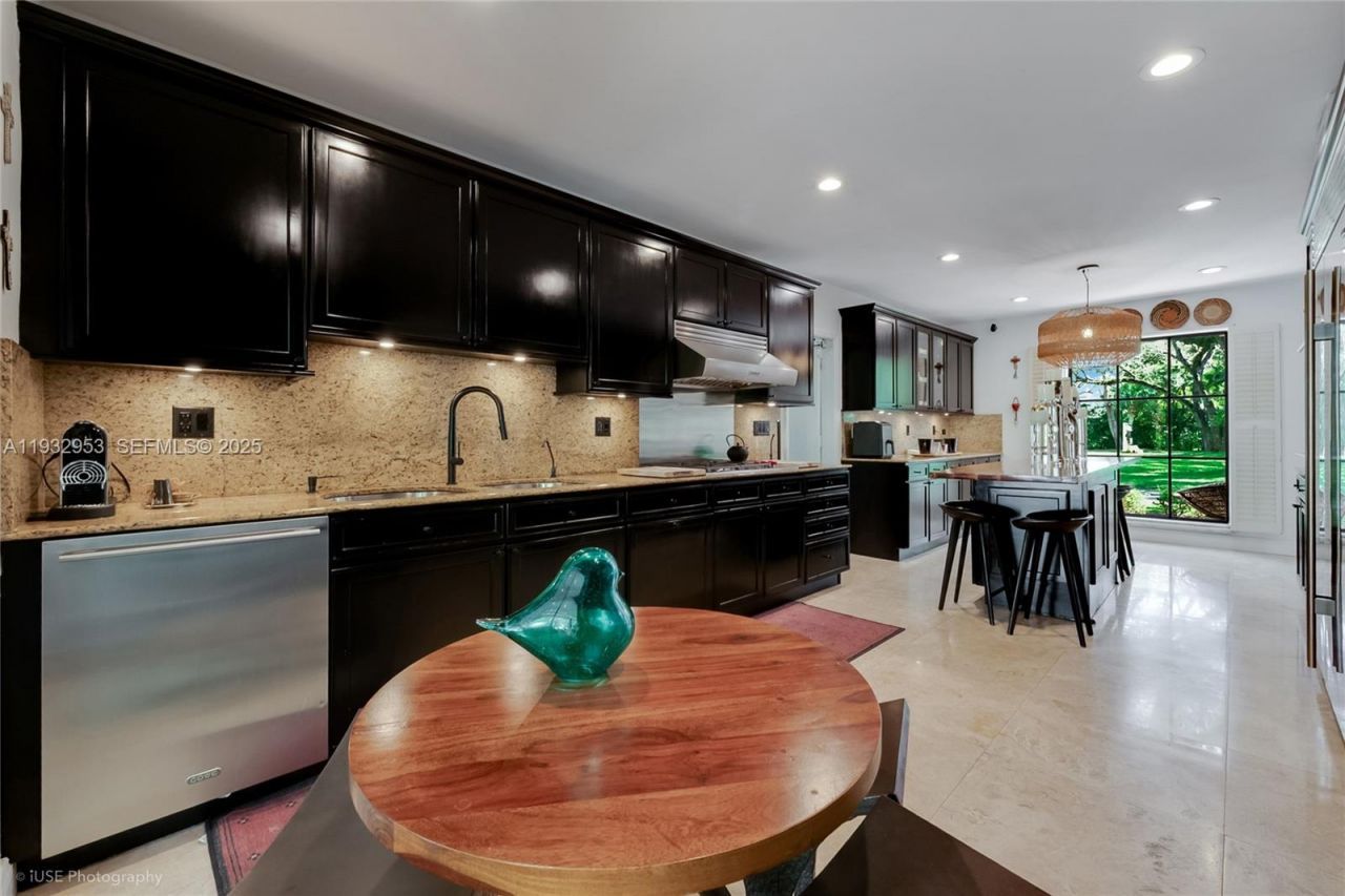 10700 Old Cutler Rd, Coral Gables, FL 33156 Photo