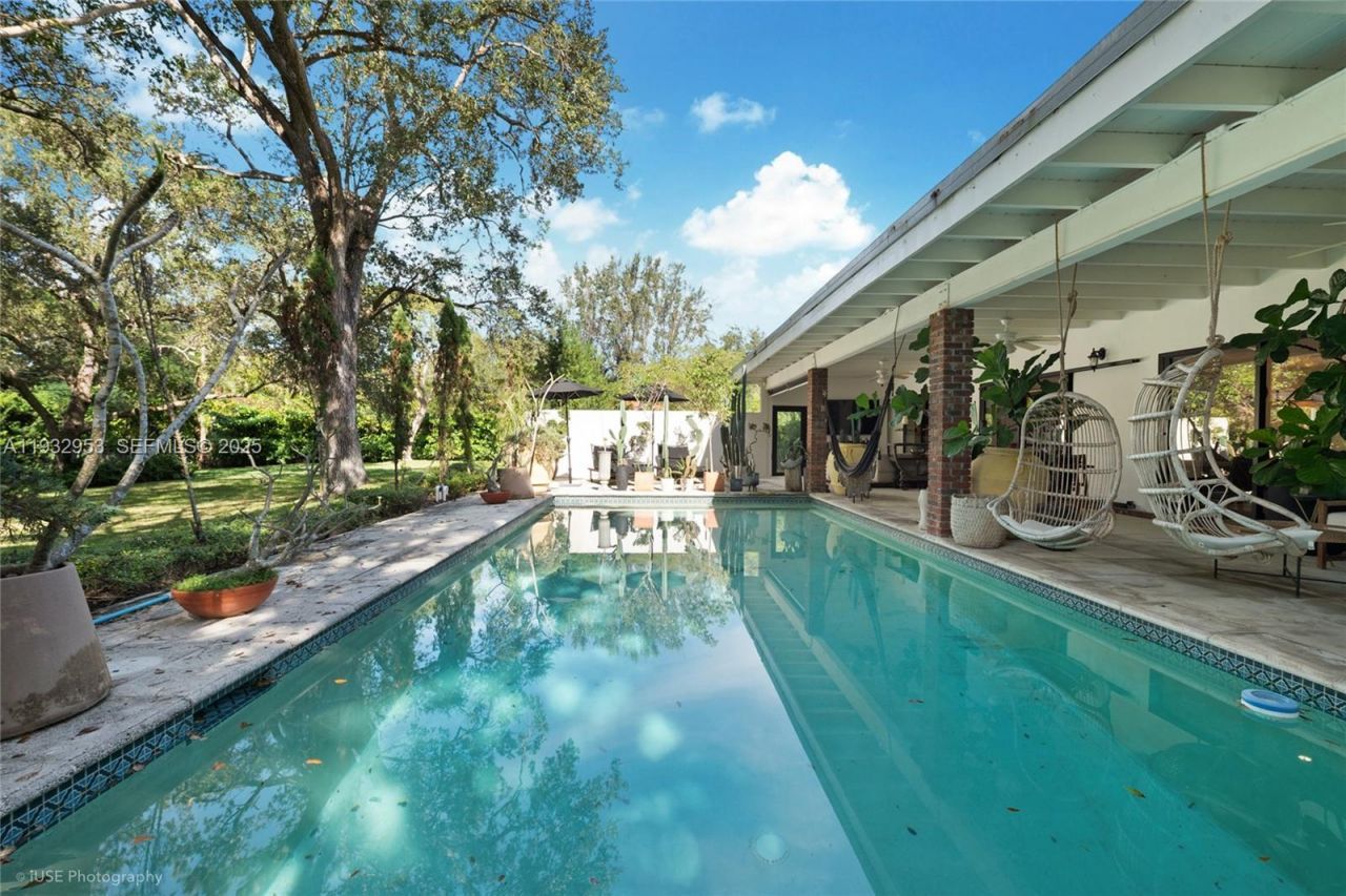 10700 Old Cutler Rd, Coral Gables, FL 33156 Photo