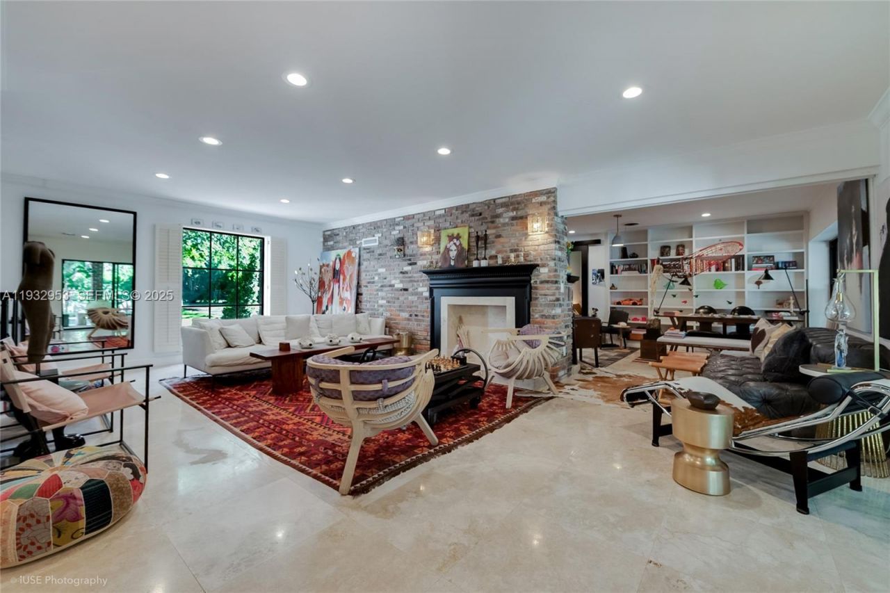 10700 Old Cutler Rd, Coral Gables, FL 33156 Photo