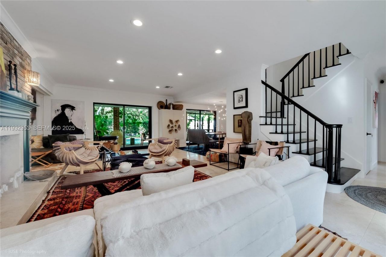 10700 Old Cutler Rd, Coral Gables, FL 33156 Photo