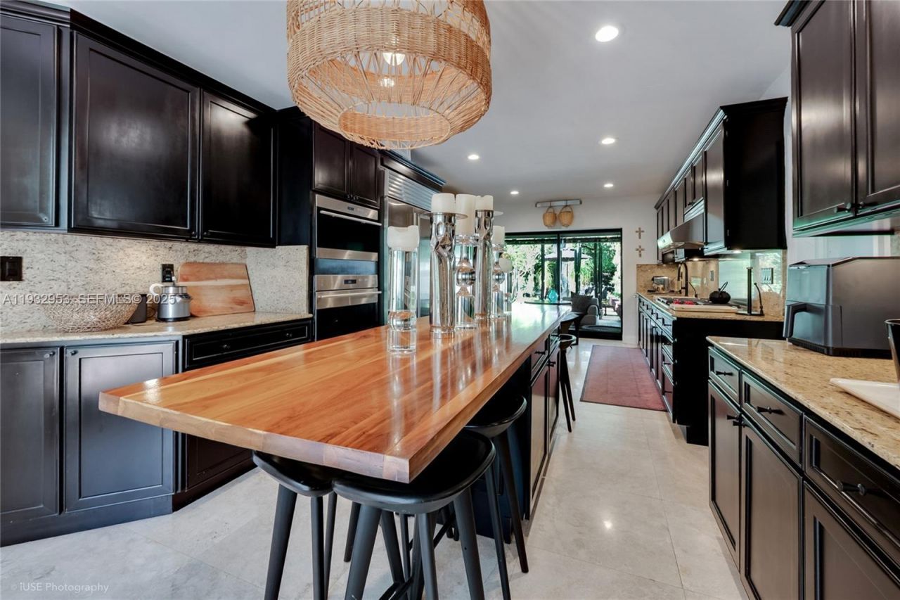 10700 Old Cutler Rd, Coral Gables, FL 33156 Photo