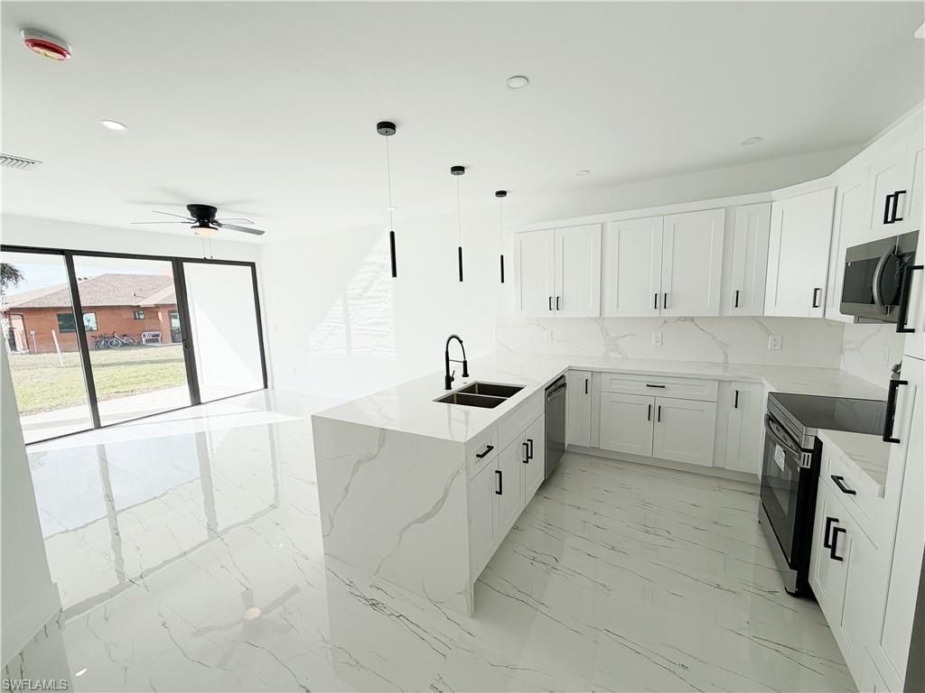 4412-4414 14th St Sw, Lehigh Acres, FL 33979 Photo