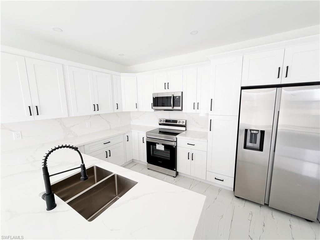 4412-4414 14th St Sw, Lehigh Acres, FL 33979 Photo