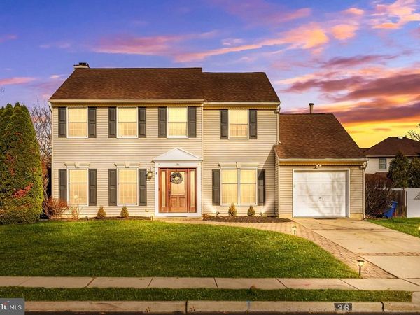 36 KENSINGTON DRIVE, EASTAMPTON, NJ 08060