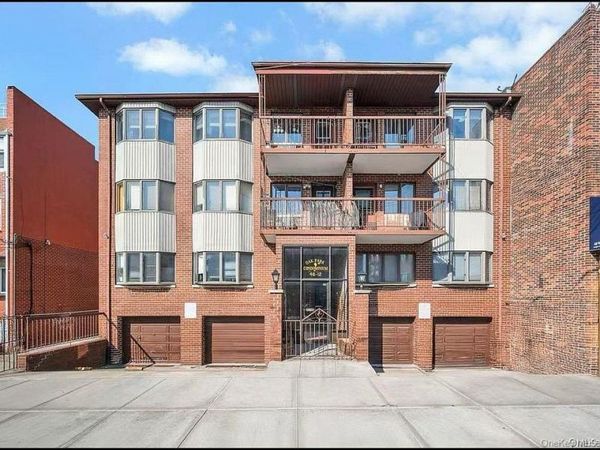 46-12 161st Street, Unit 2C, Flushing, NY 11358