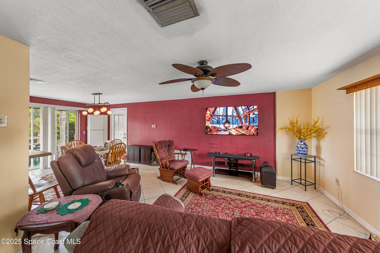 409 Lynn Avenue, Melbourne, FL 32935 Photo