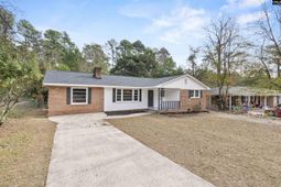 2529 Stonehenge Drive photo 4