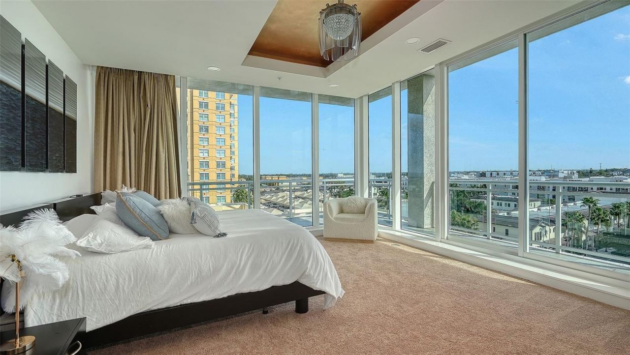 540 N Tamiami Trail, Unit 701, Sarasota, FL 34236 Photo