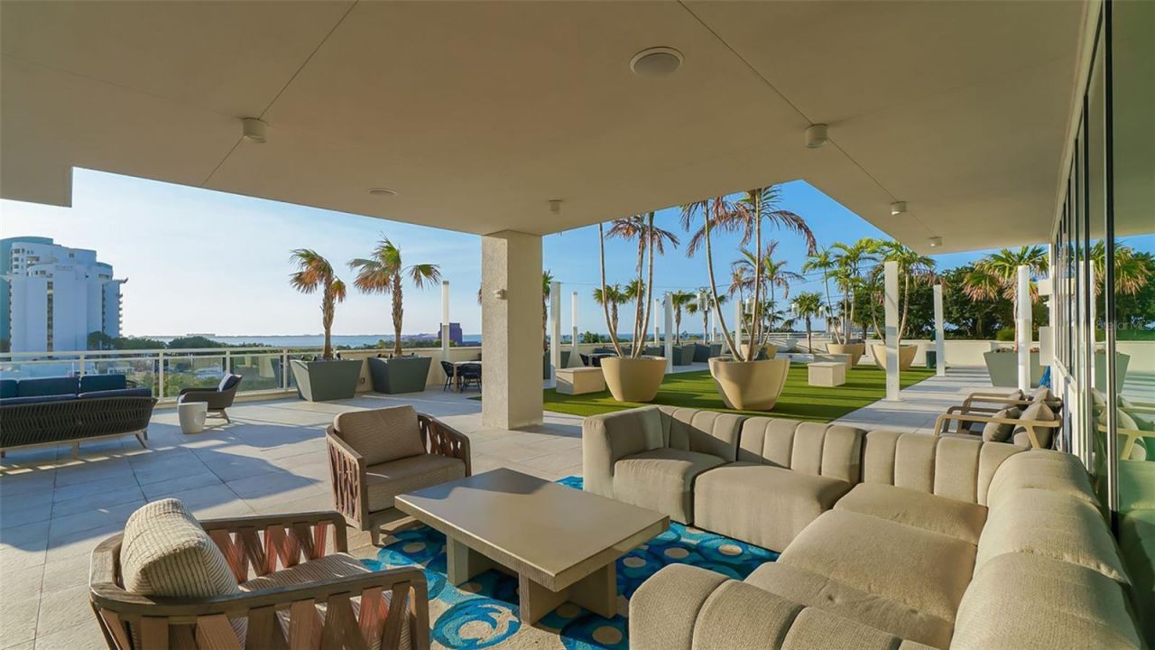 540 N Tamiami Trail, Unit 701, Sarasota, FL 34236 Photo