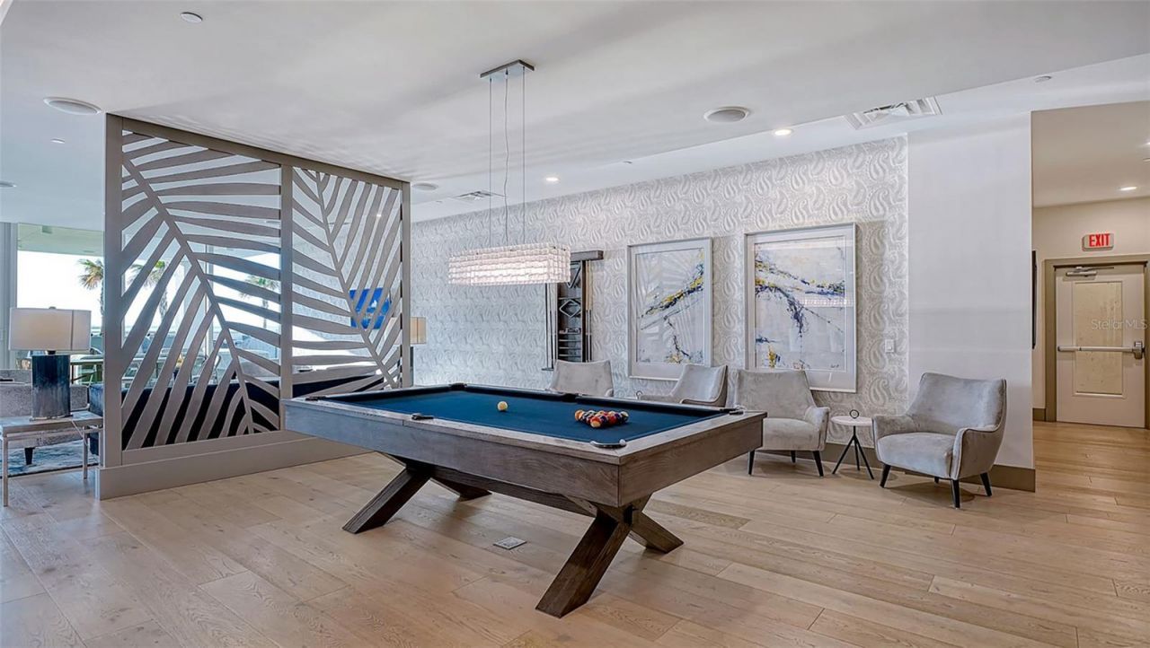 540 N Tamiami Trail, Unit 701, Sarasota, FL 34236 Photo