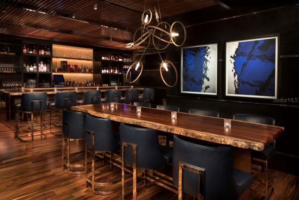 540 N Tamiami Trail, Unit 701, Sarasota, FL 34236 Photo