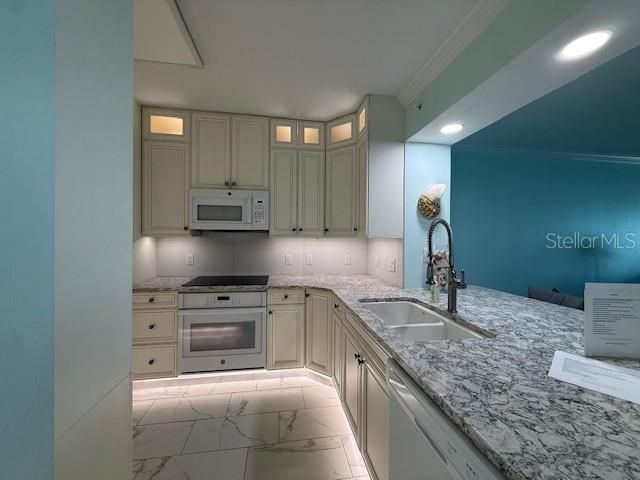 16450 Gulf Boulevard, Unit 565, North Redington Beach, FL 33708 Photo