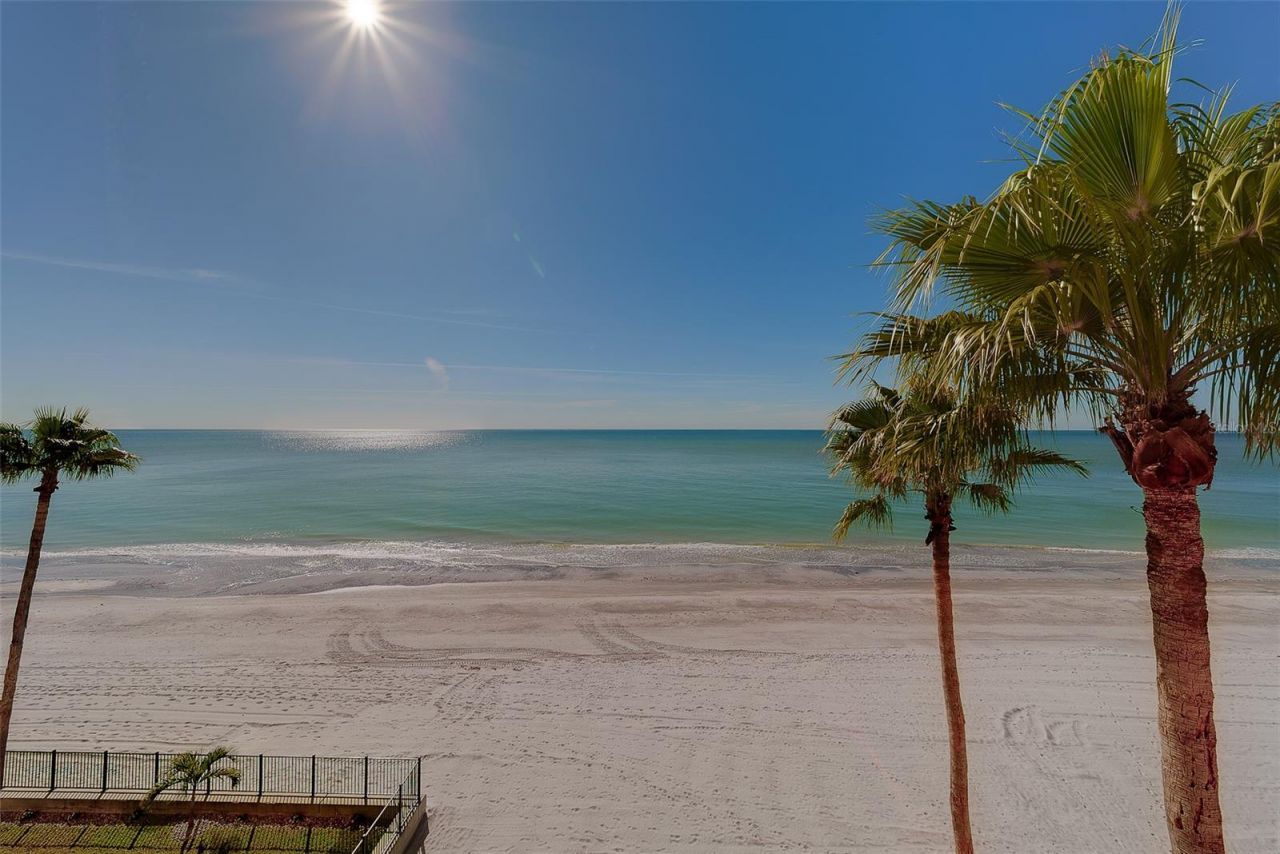 16450 Gulf Boulevard, Unit 565, North Redington Beach, FL 33708 Photo
