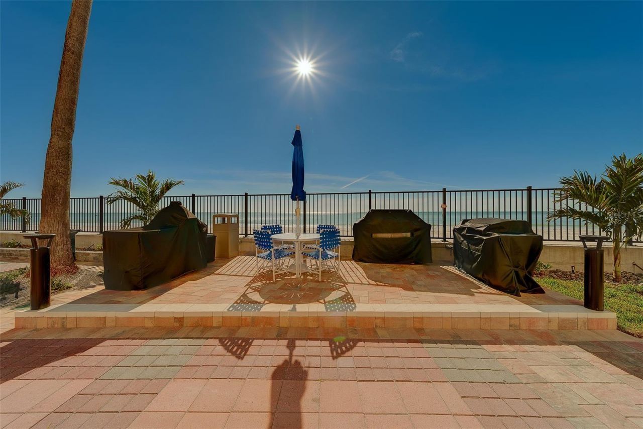 16450 Gulf Boulevard, Unit 565, North Redington Beach, FL 33708 Photo