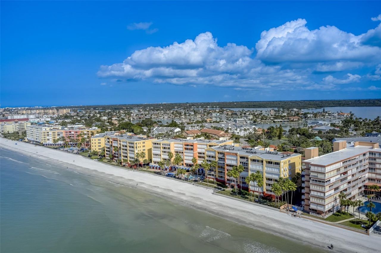 16450 Gulf Boulevard, Unit 565, North Redington Beach, FL 33708 Photo