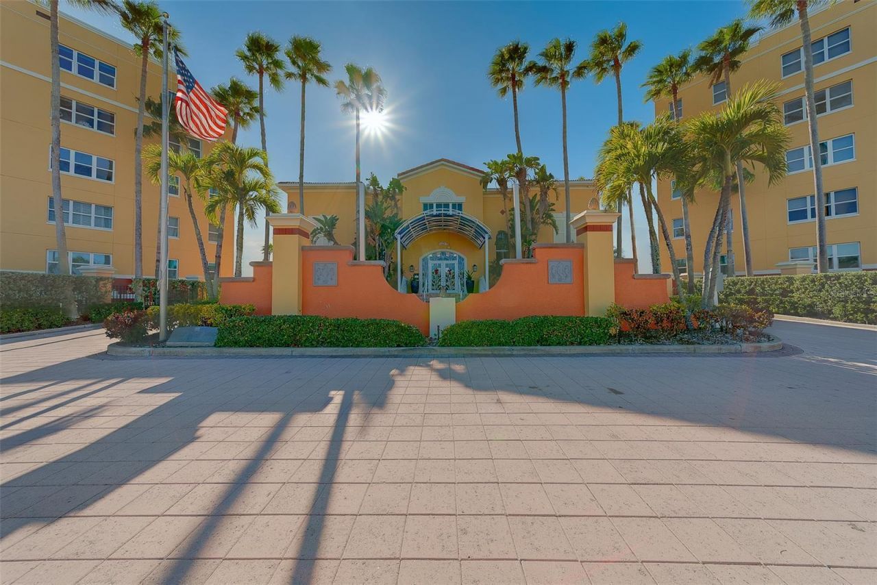 16450 Gulf Boulevard, Unit 565, North Redington Beach, FL 33708 Photo