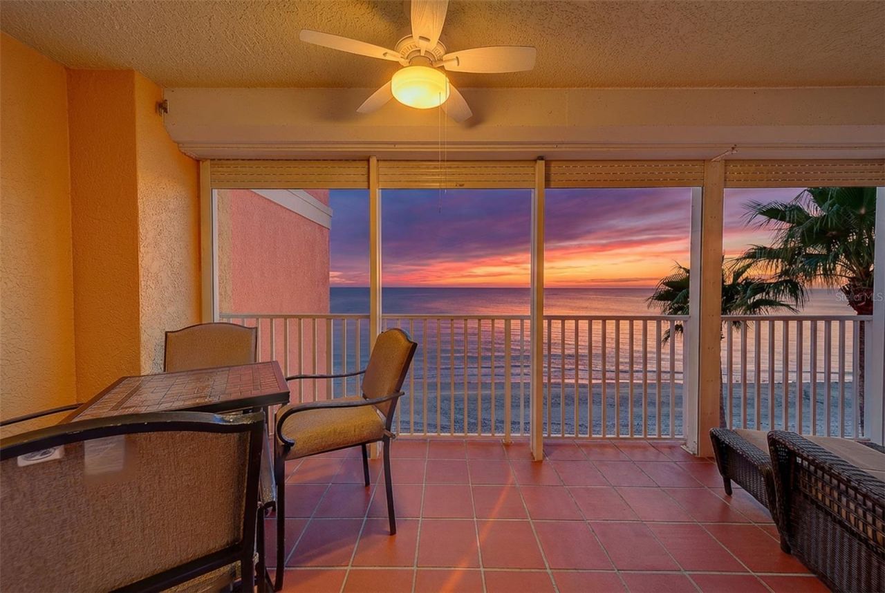 16450 Gulf Boulevard, Unit 565, North Redington Beach, FL 33708 Photo