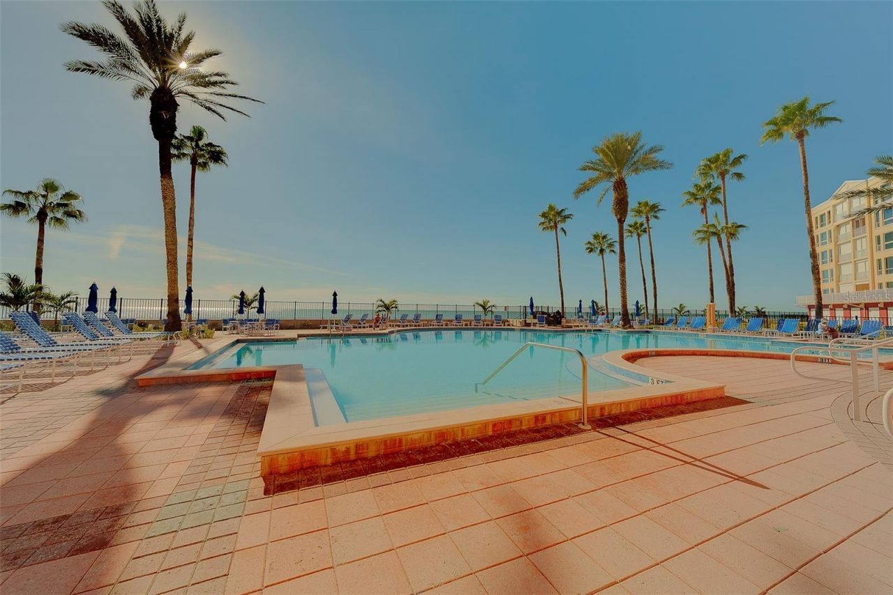 16450 Gulf Boulevard, Unit 565, North Redington Beach, FL 33708 Photo