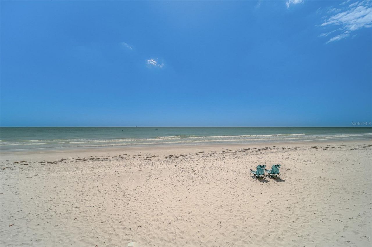 16450 Gulf Boulevard, Unit 565, North Redington Beach, FL 33708 Photo