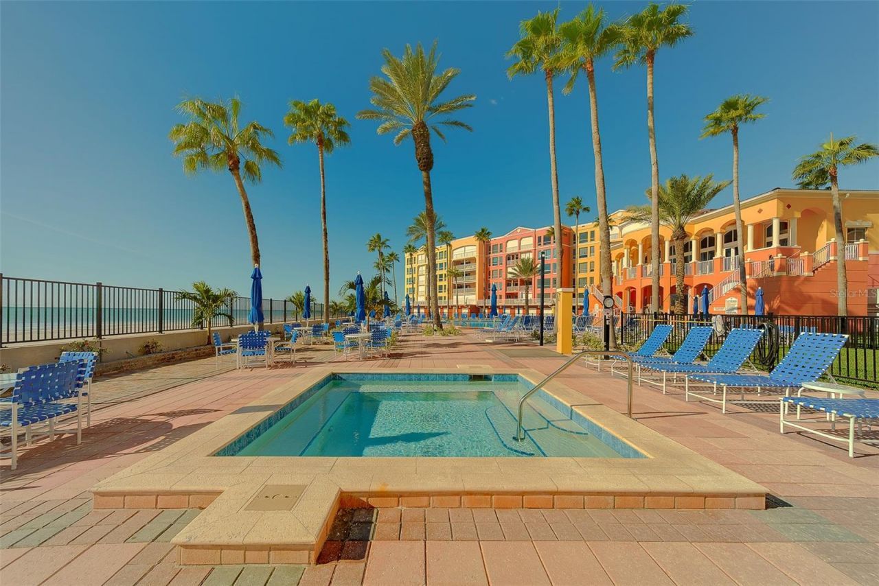 16450 Gulf Boulevard, Unit 565, North Redington Beach, FL 33708 Photo