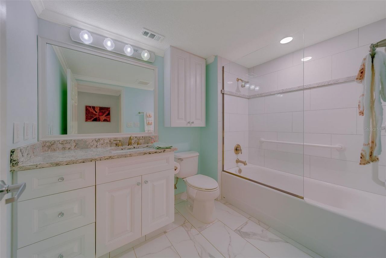 16450 Gulf Boulevard, Unit 565, North Redington Beach, FL 33708 Photo