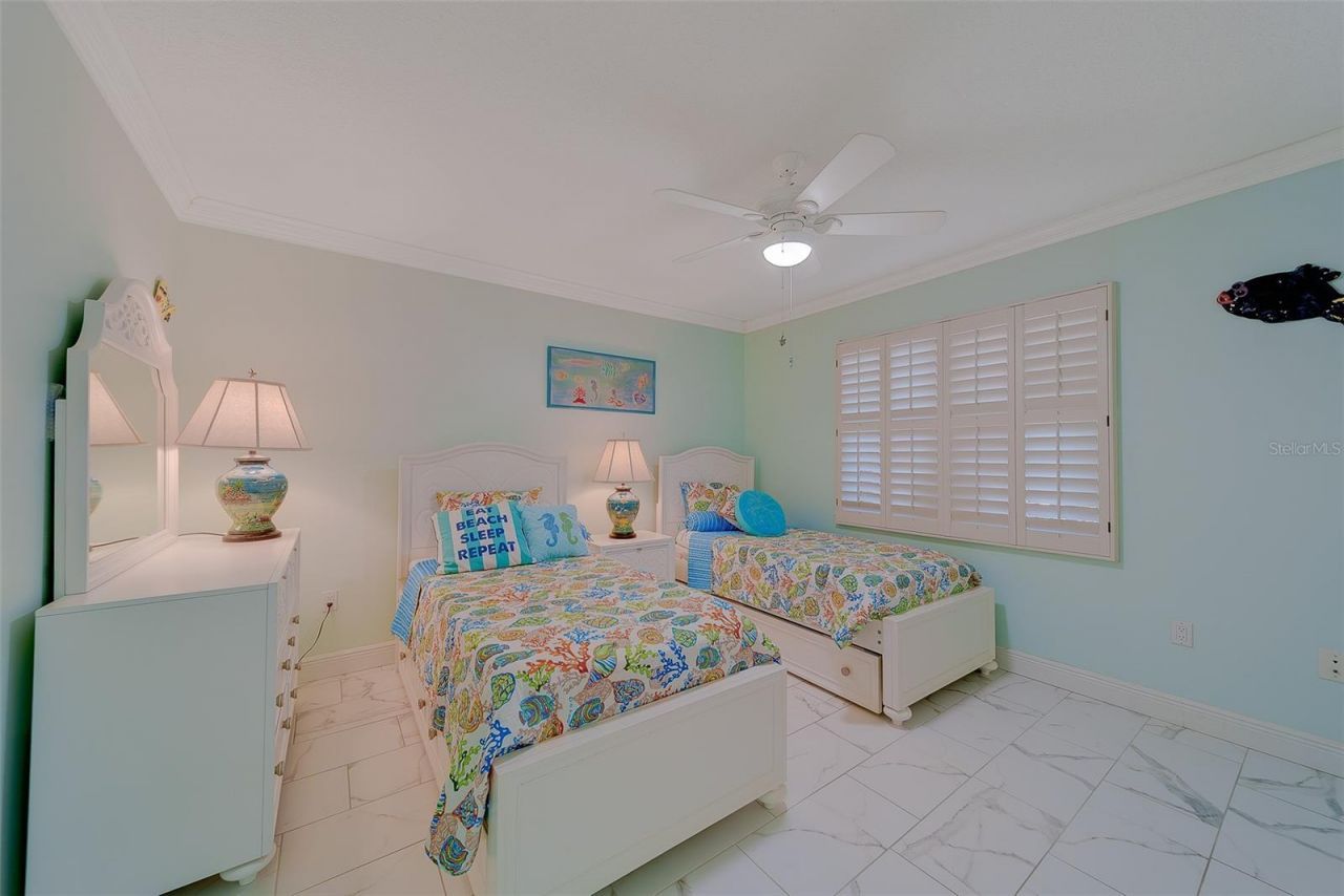 16450 Gulf Boulevard, Unit 565, North Redington Beach, FL 33708 Photo